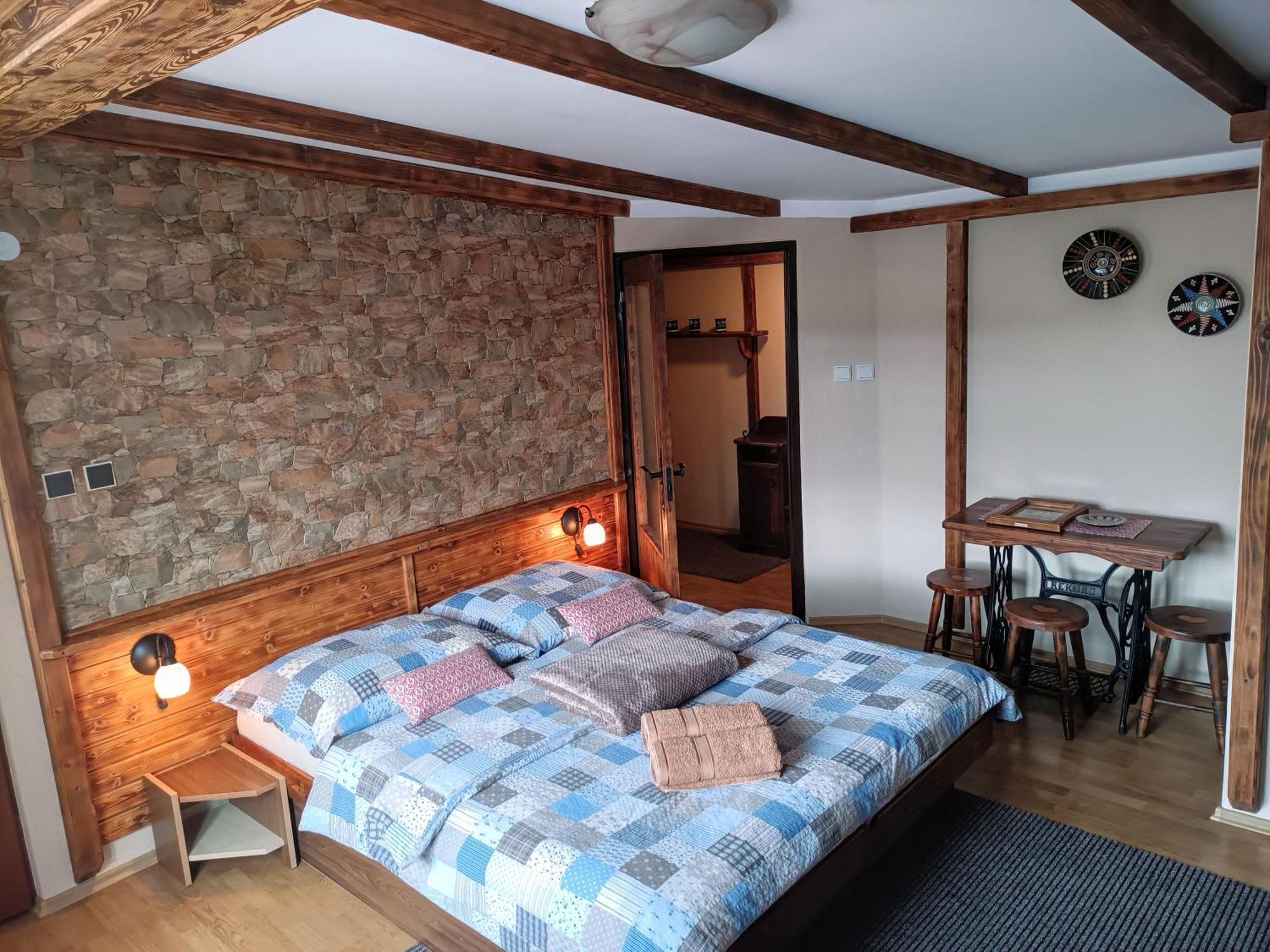 Yellow Paradise House Hrabusice Exterior photo