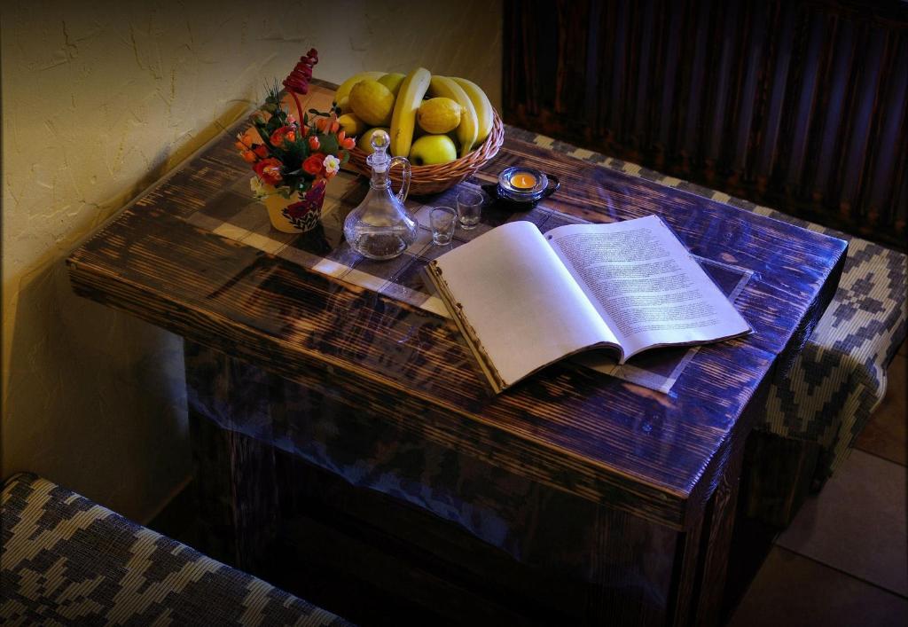 Yellow Paradise House Hrabusice Room photo